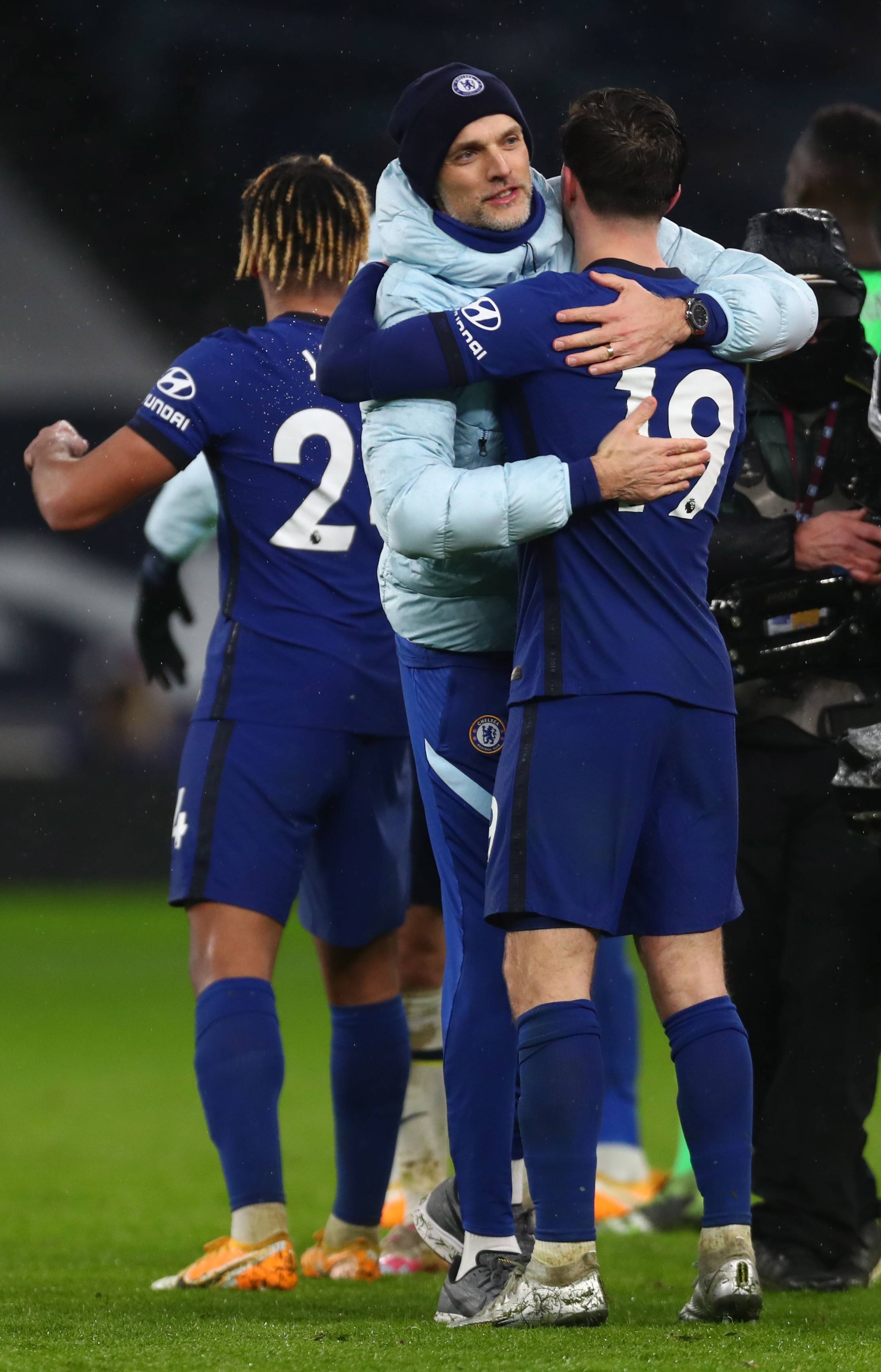 也贡献了两 也贡献了两