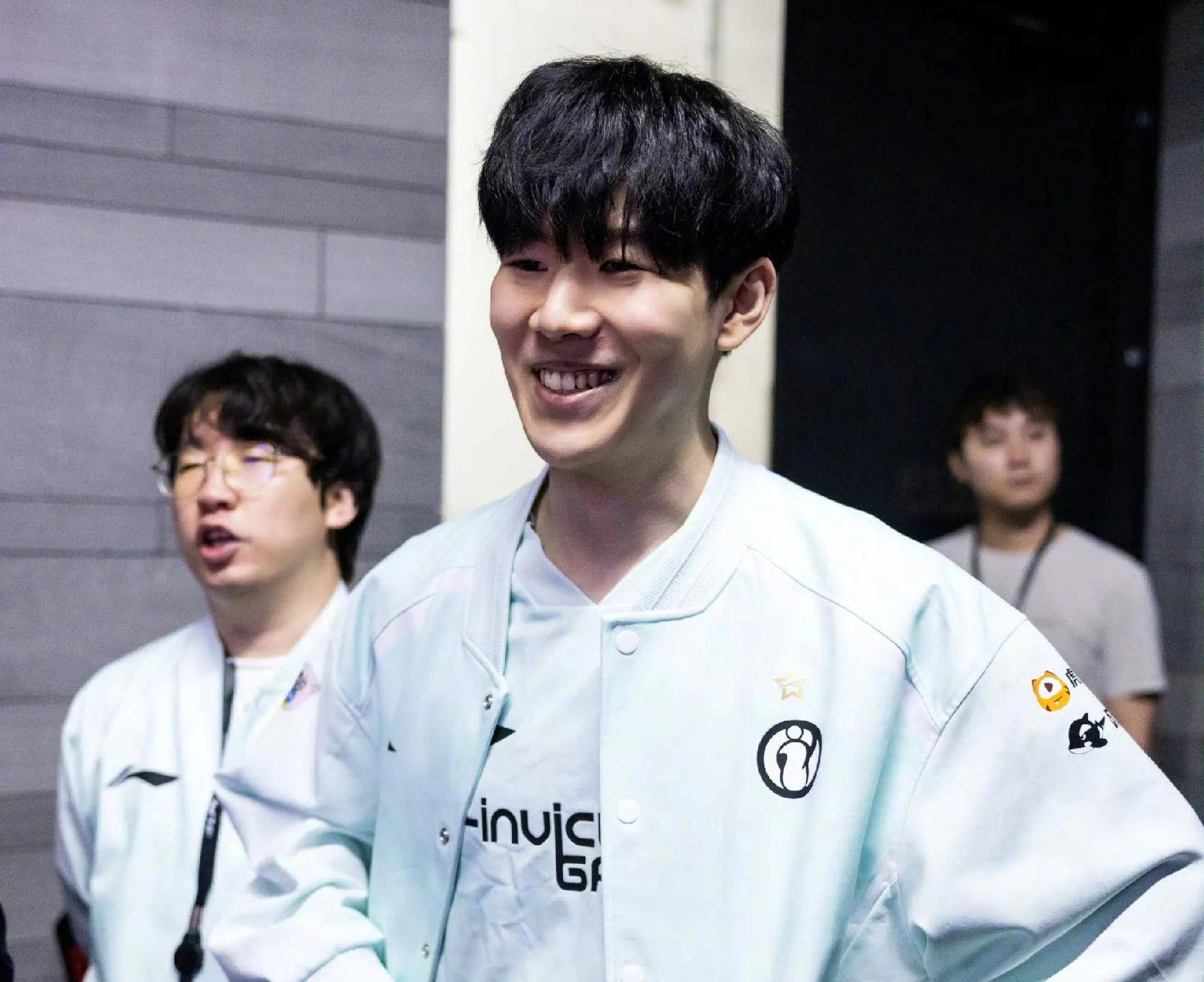 主力球员的 主力球员的